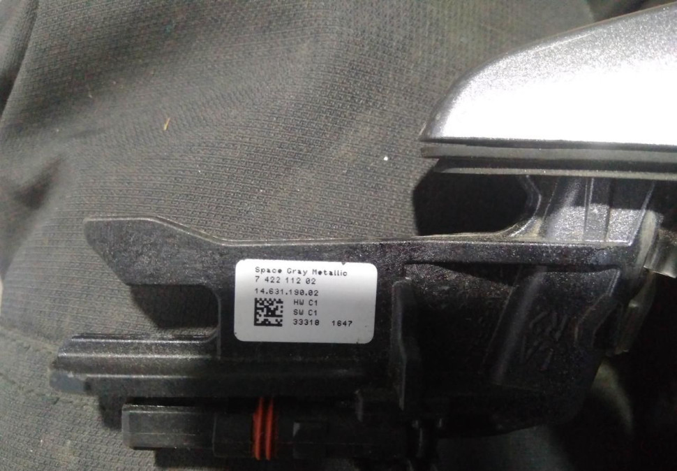 Ручка двери задняя правая бу BMW 5 G30 OEM 51217422112 Ручка двери задняя правая бу BMW 5 G30 OEM 51217422112