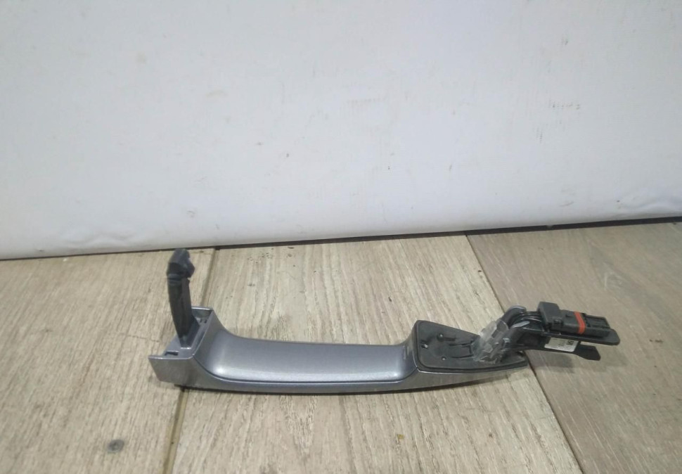 Ручка двери задняя правая бу BMW 5 G30 OEM 51217422112 Ручка двери задняя правая бу BMW 5 G30 OEM 51217422112