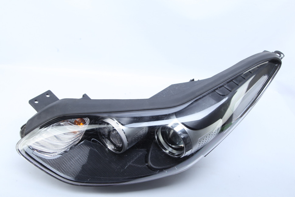 Фара левая Kia Sportage 4 галоген oem 92101f1010