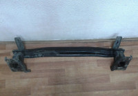 Усилитель переднего бампера Volkswagen Tiguan (07-16) oem 5n0807109f