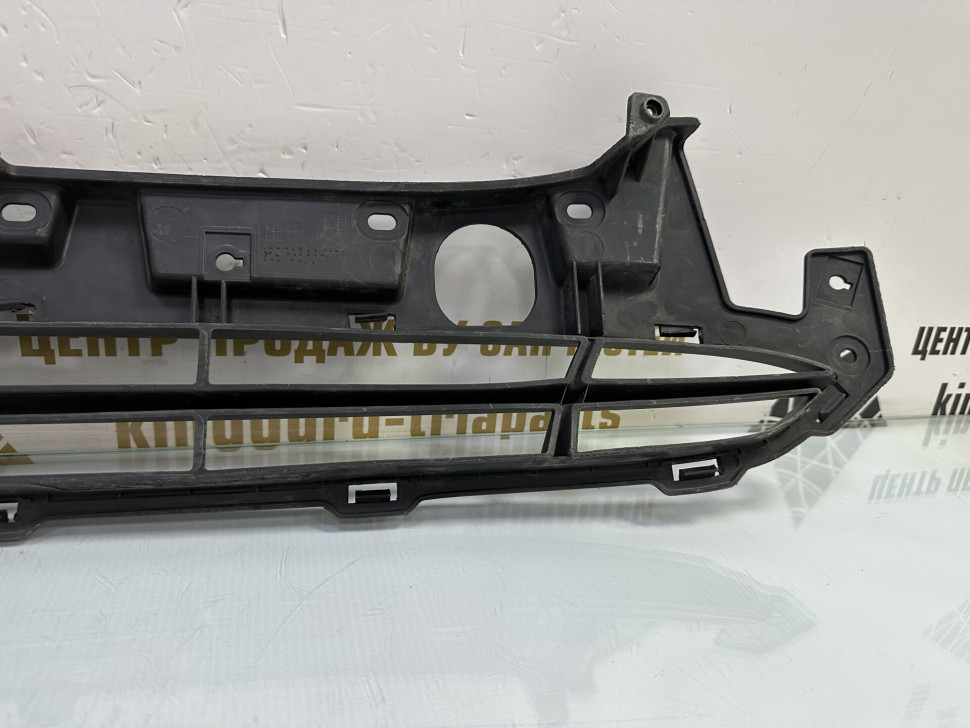 Решетка переднего бампера Hyundai Santa Fe 2 рестайлинг 2009 OEM 865122B700