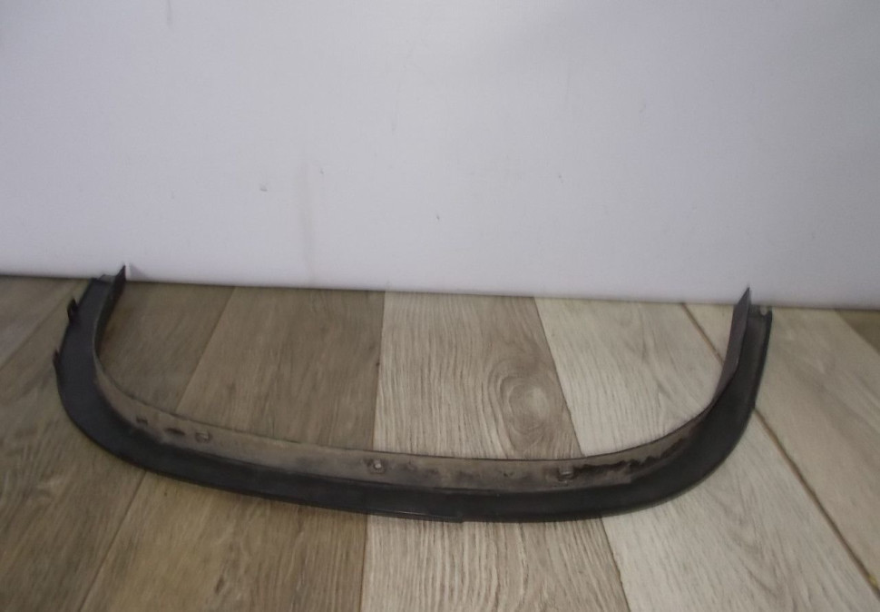 Молдинг арки крыла задний правый бу BMW X1 E84 OEM 51122990172