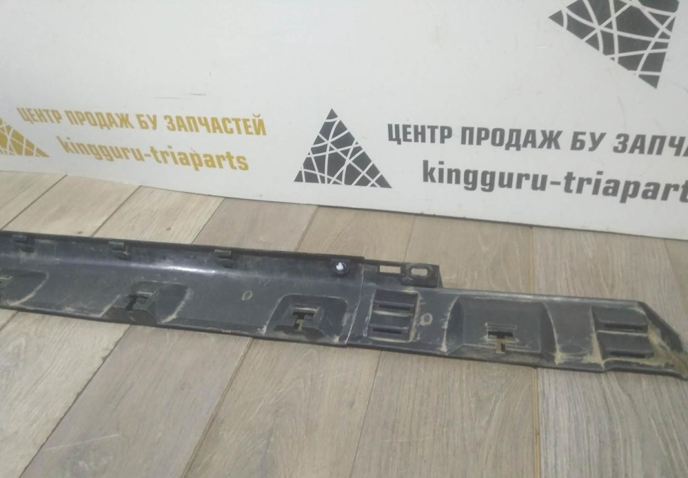 Порог правый бу Renault Sandero Stepway 2 OEM 764266165R Порог правый бу Renault Sandero Stepway 2 OEM 764266165R