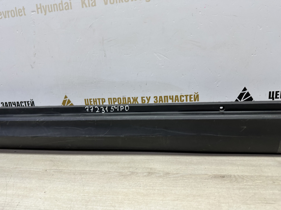 Порог правый бу Suzuki Vitara 2 OEM 7723154P0