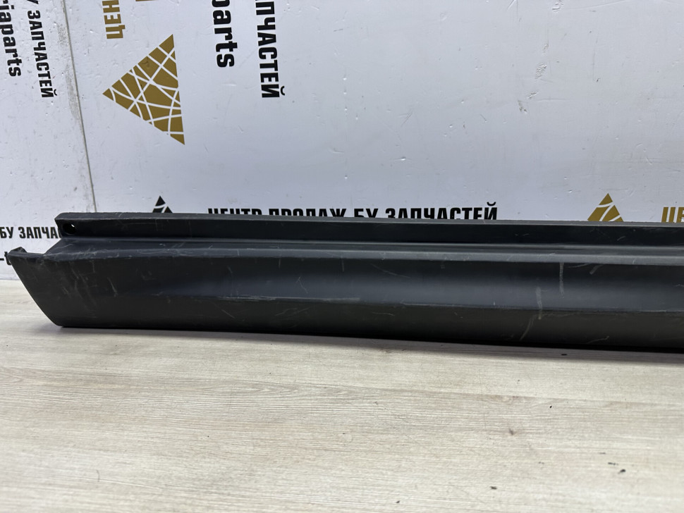 Порог правый бу Suzuki Vitara 2 OEM 7723154P0