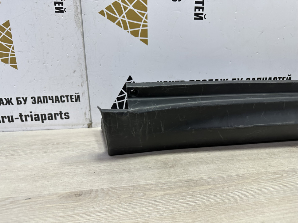 Порог правый бу Suzuki Vitara 2 OEM 7723154P0
