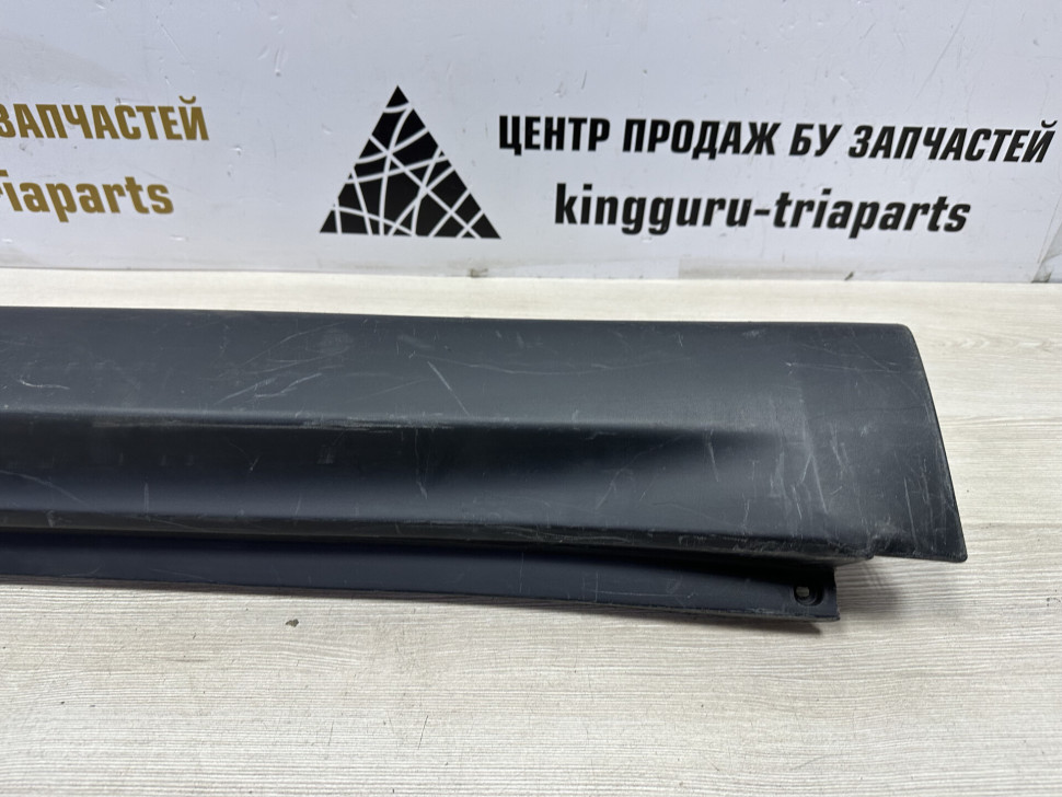 Порог правый бу Suzuki Vitara 2 OEM 7723154P0