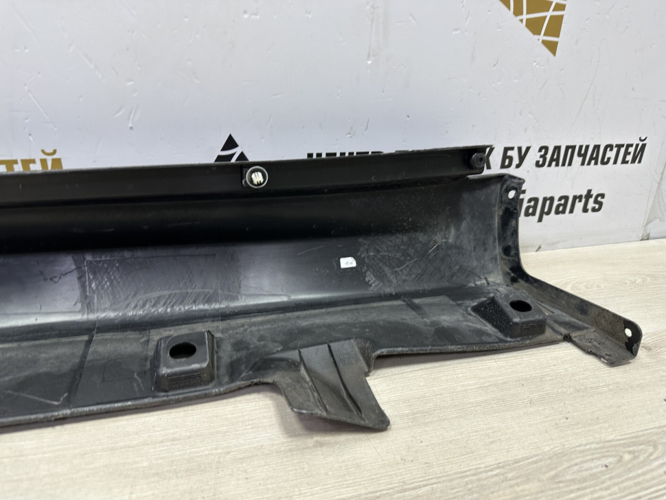 Порог правый бу Suzuki Vitara 2 OEM 7723154P0