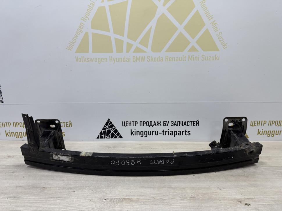 Усилитель переднего бампера Kia Cerato 3 2013 OEM 64900A7000