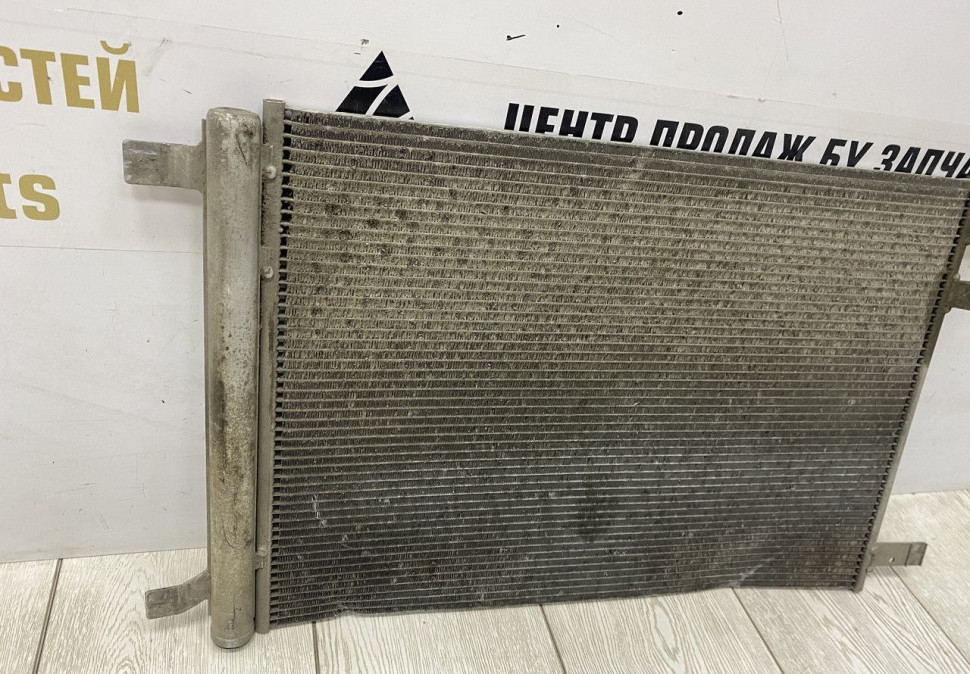 Радиатор кондиционера Skoda Octavia A7 OEM 5Q0816411BG Радиатор кондиционера Skoda Octavia A7 OEM 5Q0816411BG