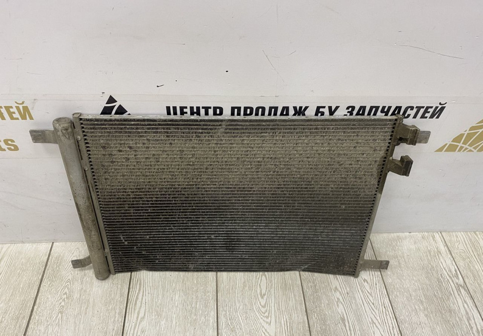 Радиатор кондиционера Skoda Octavia A7 OEM 5Q0816411BG Радиатор кондиционера Skoda Octavia A7 OEM 5Q0816411BG