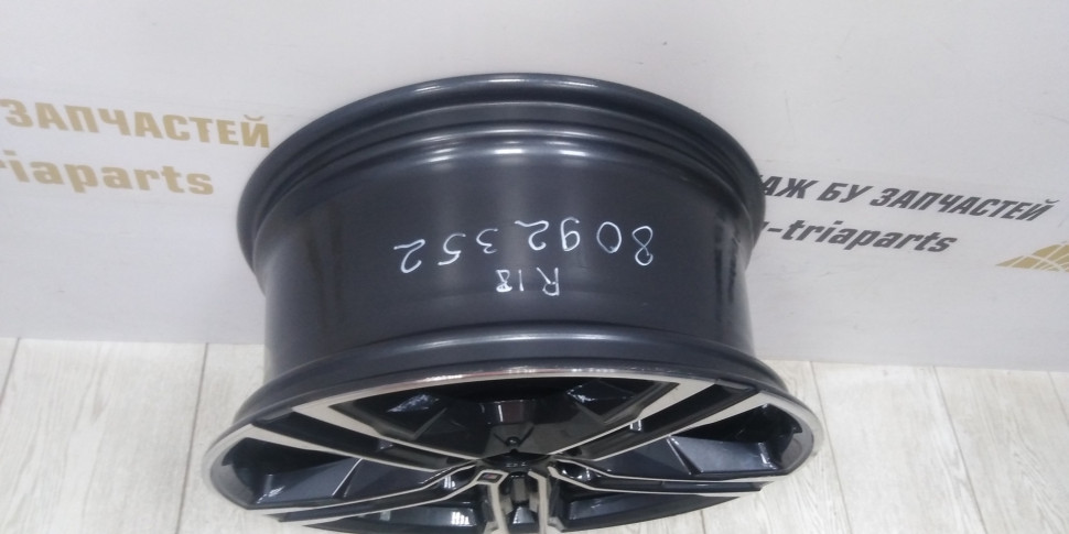 Диск колесный литой R18 BMW 1 F20 F40 OEM 36118092352