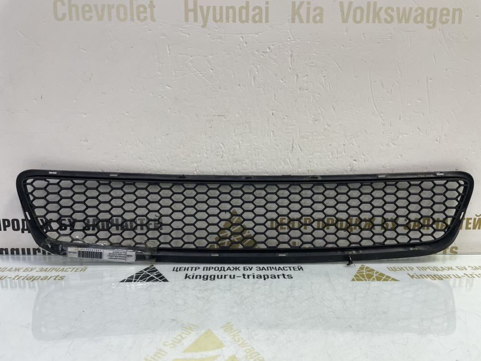 Решетка переднего бампера Fiat Albea 1 рест oem 51703148 Решетка переднего бампера Fiat Albea 1 рест oem 51703148