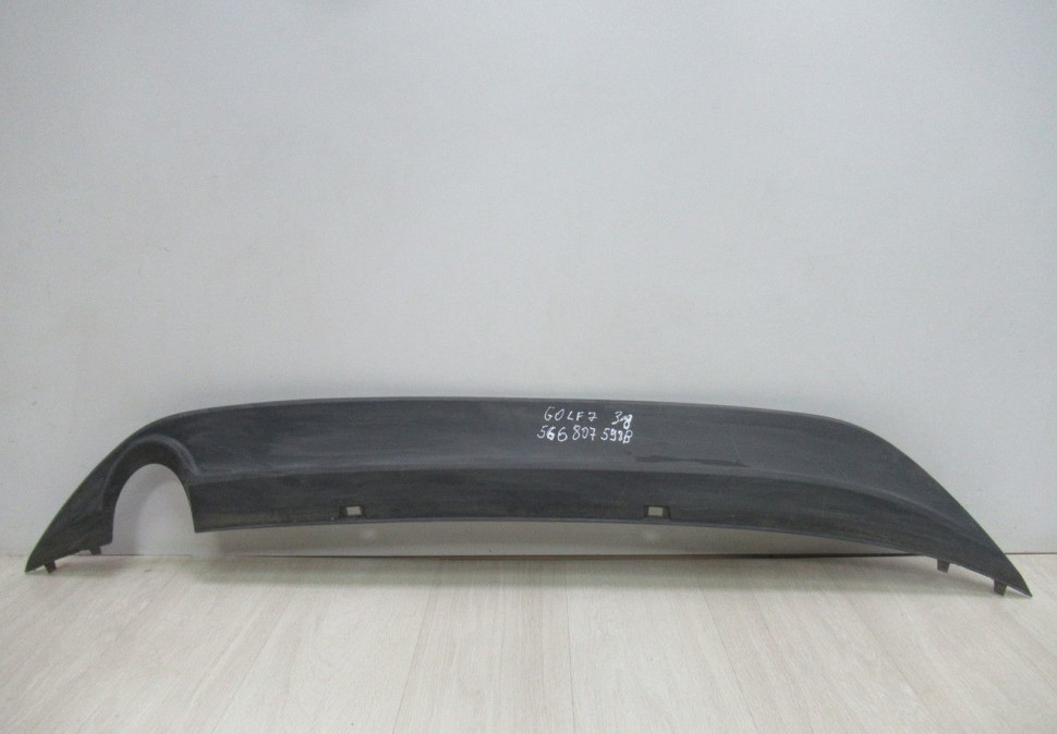 Спойлер заднего бампера Volkswagen Golf 7 Oem 5G6807568