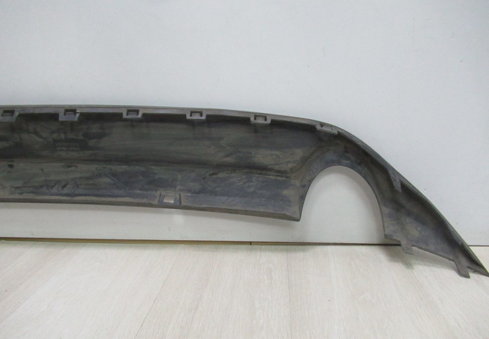 Спойлер заднего бампера Volkswagen Golf 7 Oem 5G6807568