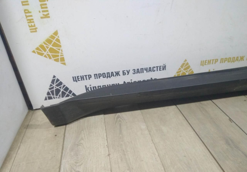 Порог правый бу BMW X6 E71 OEM 51777176234 Порог правый бу BMW X6 E71 OEM 51777176234