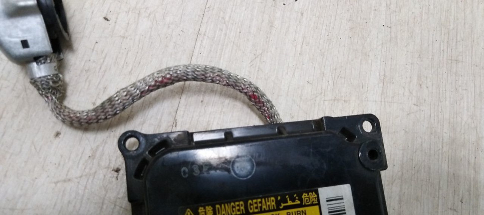 Блок розжига ксенон Toyota Lexus oem 8596752010 Блок розжига ксенон Toyota Lexus oem 8596752010