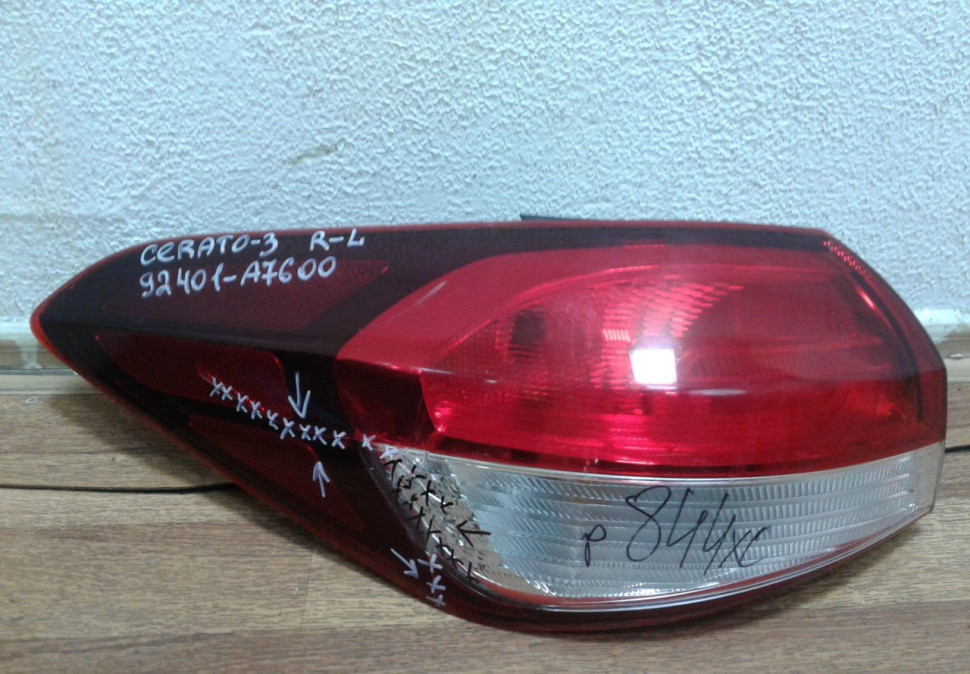 Фонарь левый Kia Cerato 3 (13>) трещина oem 92401a7600