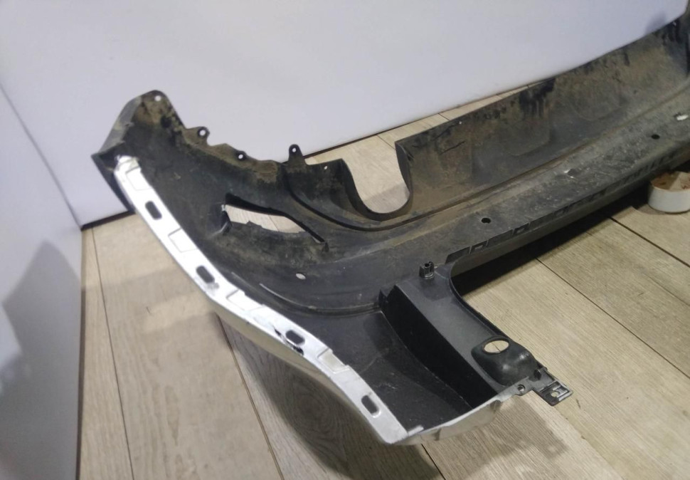 Бампер задний бу Renault Kaptur OEM 850220429R Бампер задний бу Renault Kaptur OEM 850220429R