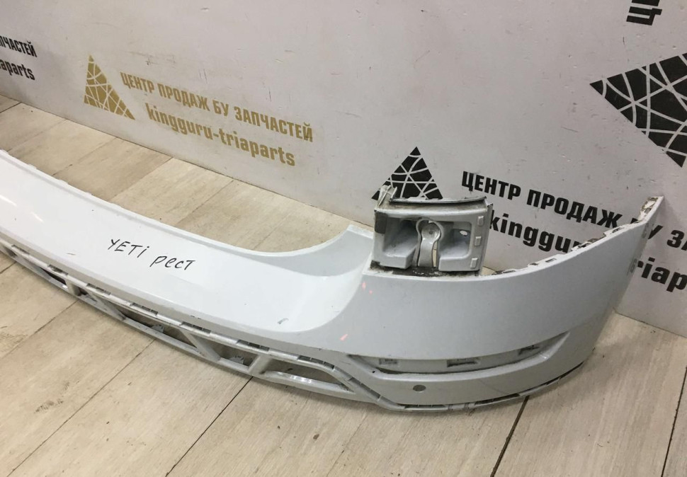 Бампер задний Skoda Yeti рестайлинг OEM 5LU807421