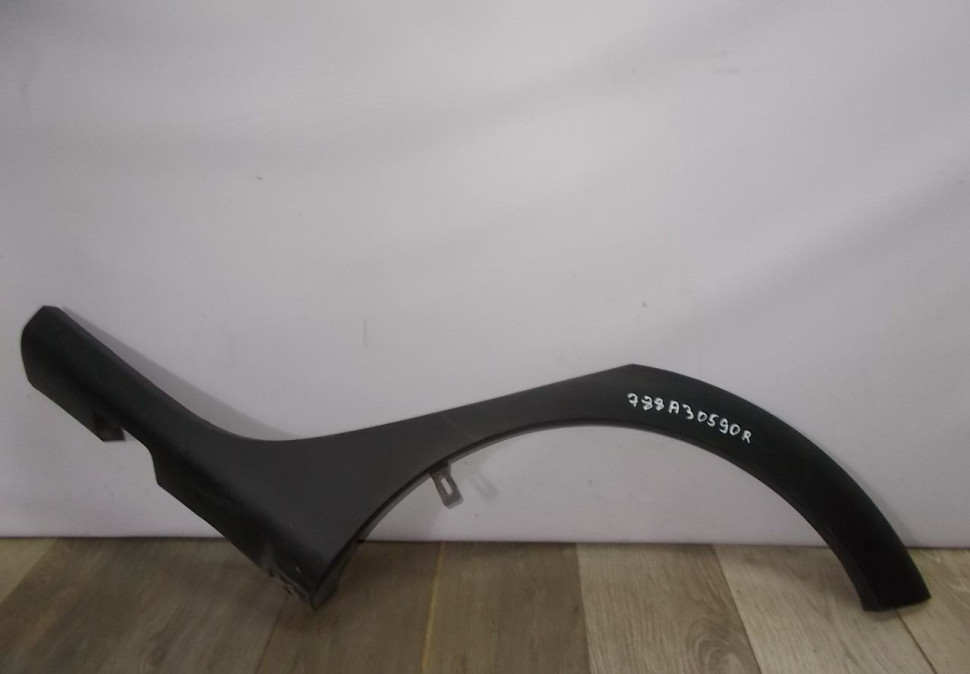 Молдинг крыла задний левый бу Renault Sandero 2 OEM 788A30590R