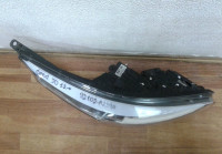 Фара правая Kia Ceed 2 JD ксенон oem 92102a2390 (слом. 2 крепл., часть корпуса, царап. стекла)