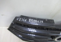 Решетка радиатора Lada Vesta oem 8450006673 (мал.трещины,слом часть) (скл-3)