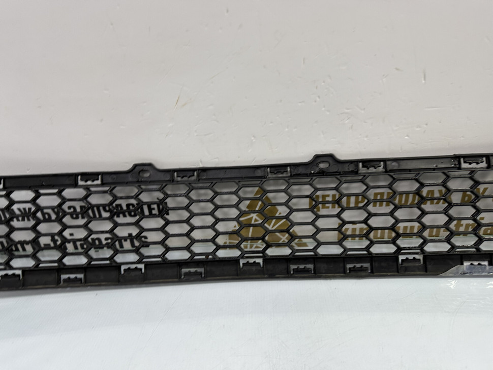 Решетка переднего бампера Hyundai Tucson 3 Дорестайлинг 2015 OEM 86561D7000
