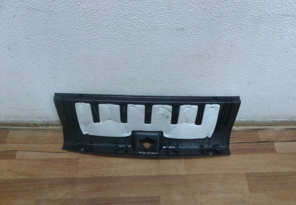 Обивка задней панели Hyundai Solaris 1 oem 857711r000 (скл-3) Обивка задней панели Hyundai Solaris 1 oem 857711r000 (скл-3)