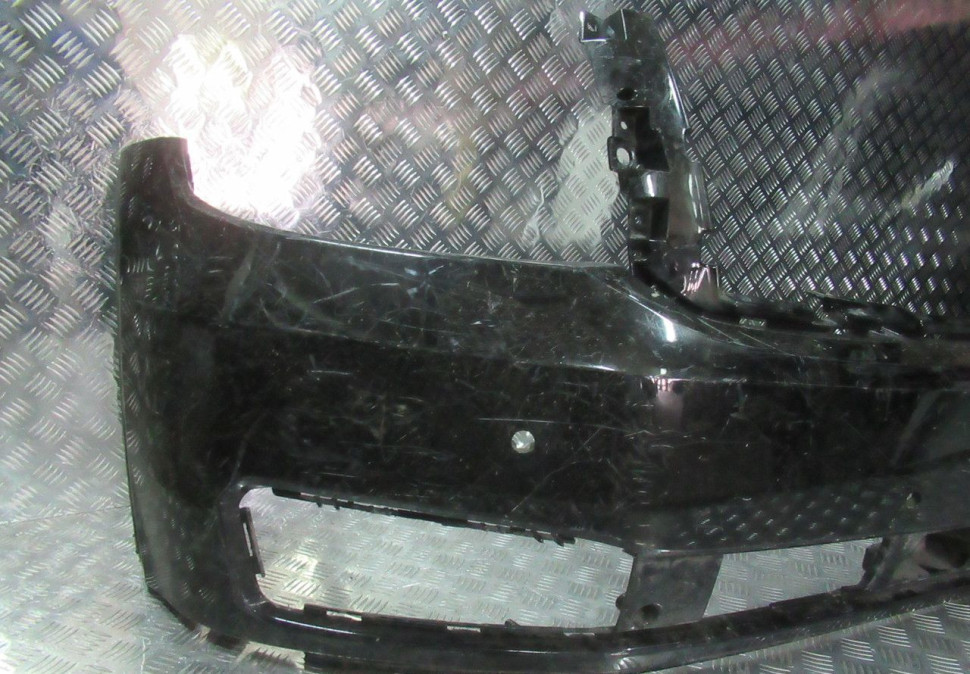 Бампер передний Chevrolet Tahoe 4 oem 22936492 (трещины) (скл-3)