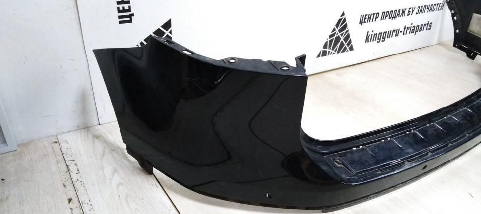 Бампер задний Volkswagen Touareg NF oem 7P6807421B