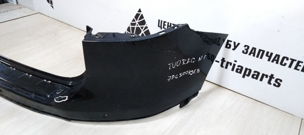Бампер задний Volkswagen Touareg NF oem 7P6807421B