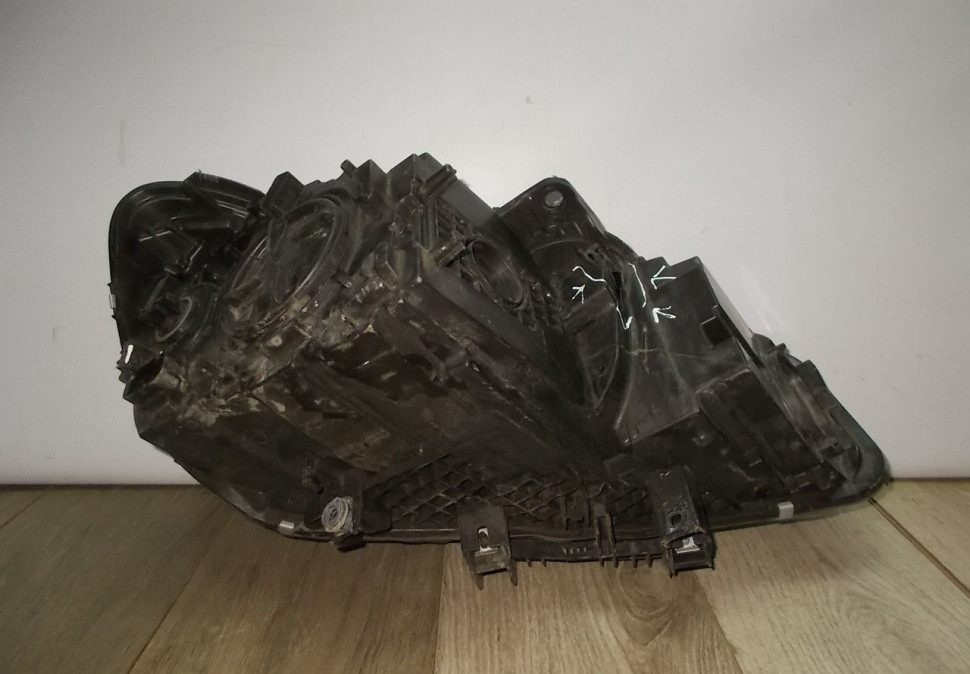 Фара галоген левая бу BMW 2 F45 OEM 7422573