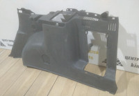 Обивка багажника правая бу Renault Duster OEM 849503745R