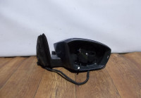 Корпус зеркала правый бу Skoda Octavia A7 OEM 5E1857408