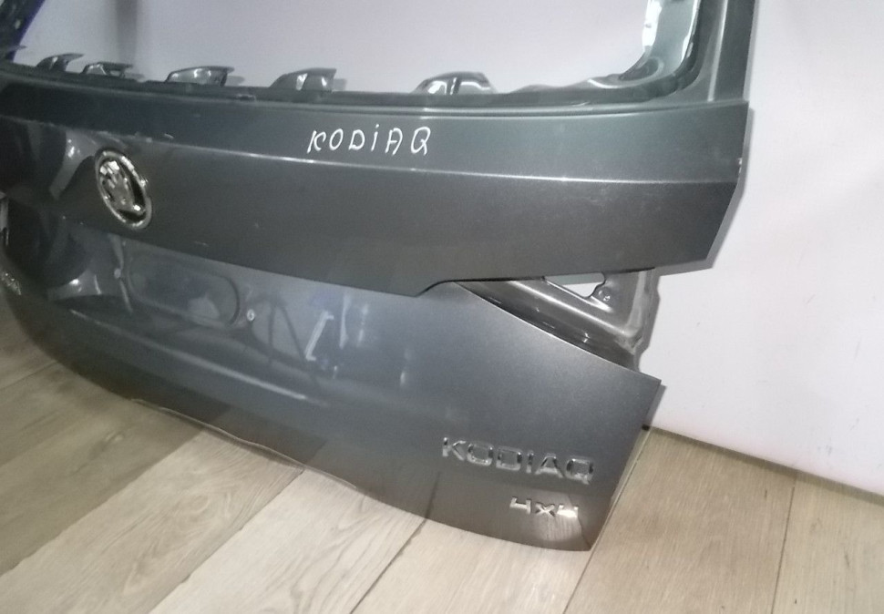 Крышка багажника бу Skoda Kodiaq OEM 565827025A