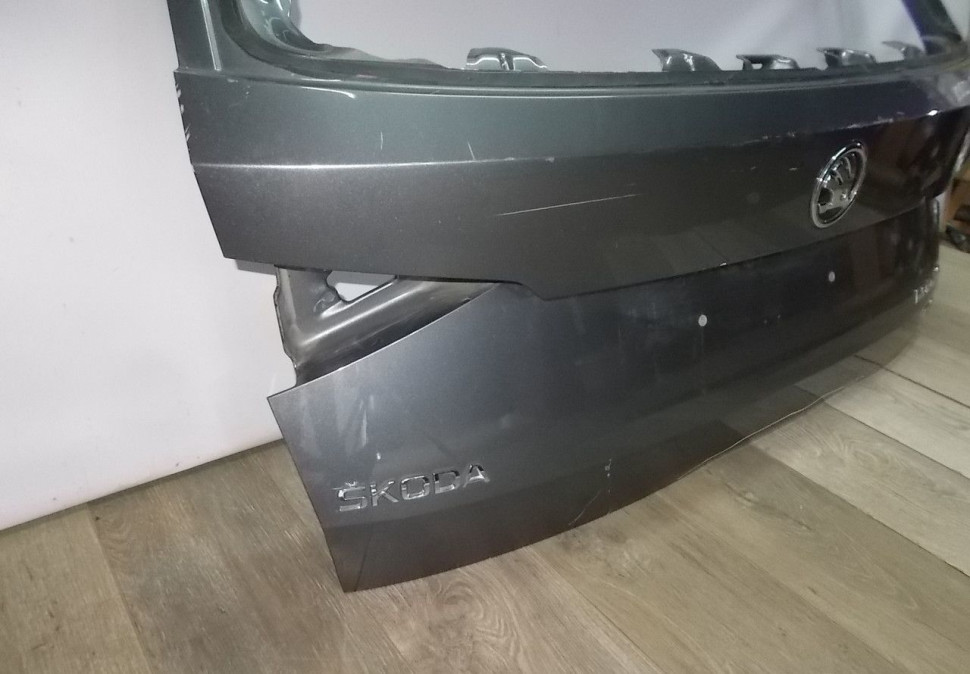 Крышка багажника бу Skoda Kodiaq OEM 565827025A