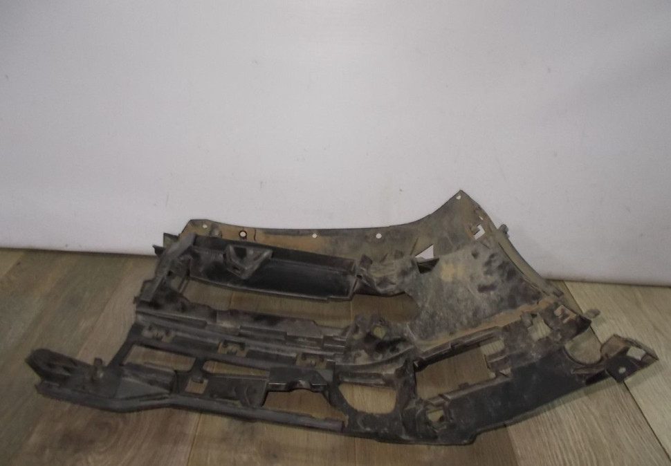 Кронштейн переднего бампера левый бу BMW 5 G30 OEM 51117385345