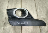 Решетка противотуманной фары левая бу Renault Logan 2 рестайлингт OEM 261A37637R