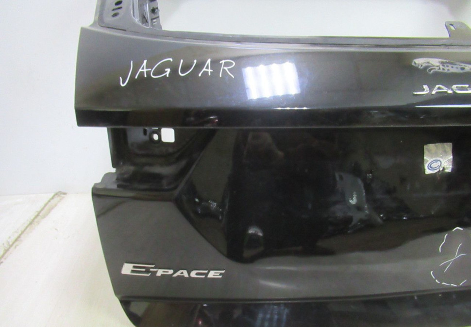 Крышка багажника Jaguar E-pace oem J9C2663 (вмятины) (скл-3)