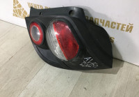 Фонарь правый Chevrolet Aveo T300 Х/б  2011-2015 oem 95470361