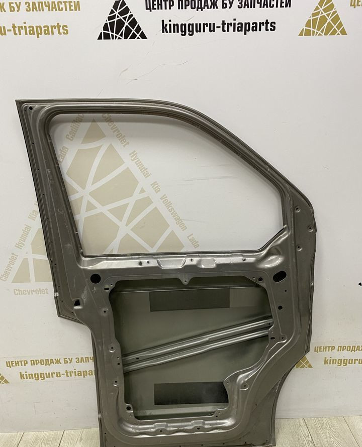 Дверь передняя левая Volkswagen Transporter/Multivan T5 / T6 oem 7E0831055C Дверь передняя левая Volkswagen Transporter/Multivan T5 / T6 oem 7E0831055C