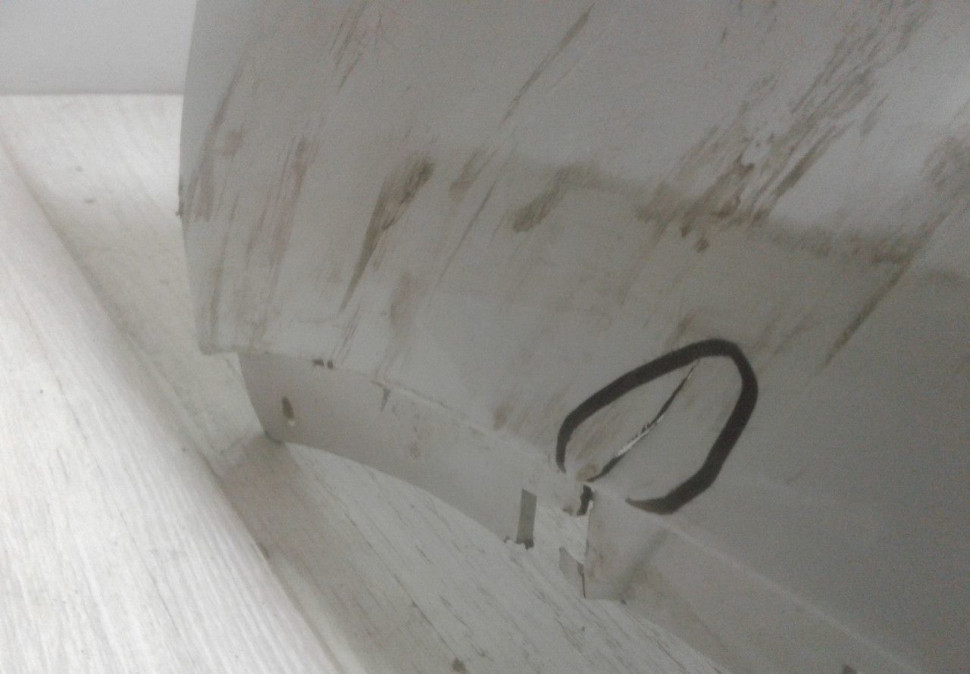 Бампер задний Volkswagen Tiguan 1 oem 5NU807421 (мал.трещ.) ( мал.вмят) ( слом 1 креп)