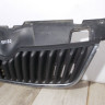 Решетка радиатора бу Skoda Fabia 2 OEM 5J0853668C