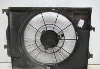 Диффузор вентилятора Hyundai Solaris 2 oem 25380h8000 (слом.часть)