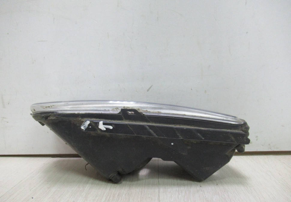 Противотуманная фара (Птф) левая Volkswagen Polo рестайл oem 6R0941061D (слом. 2 крепл.)