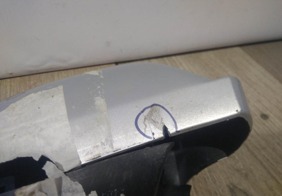 Крышка корпуса зеркала правая бу Skoda Superb OEM 3T0857538 Крышка корпуса зеркала правая бу Skoda Superb OEM 3T0857538