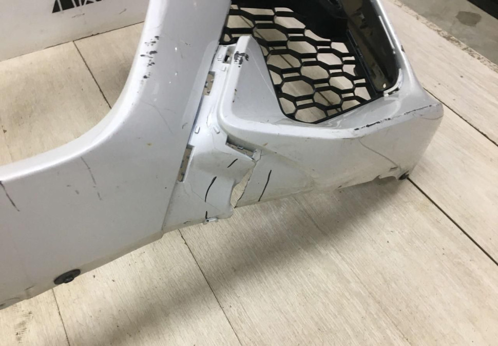 Бампер передний BMW X7 G07 M-Pack OEM 51118081817