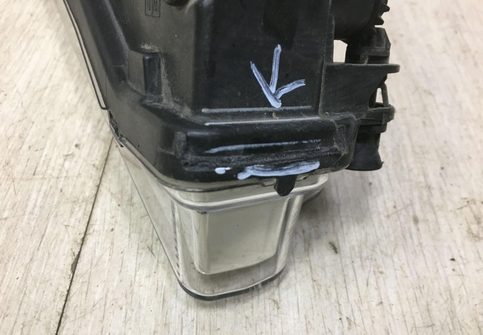Фара ЛЭД LED противотуманная правая BMW X3 G01 OEM 63177412528