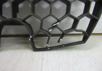 Усилитель переднего бампера (пластиковый) Lada Vesta oem 8450031189 (трещины) (скл-3)